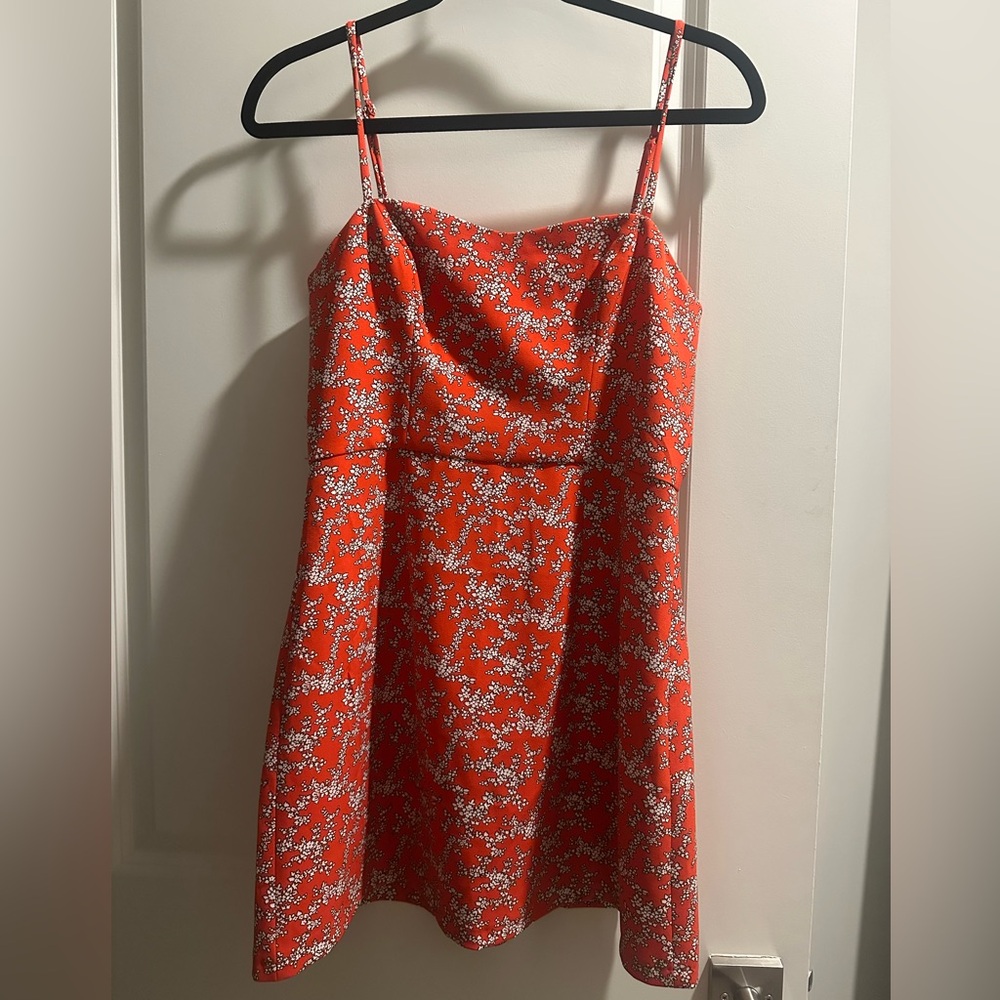 NWT French Connection Whisper Light Sweetheart Minidress